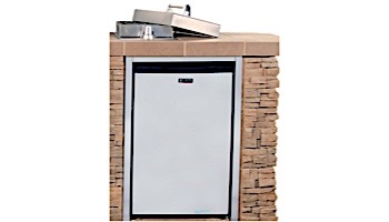 Lion Premium Grill Islands Sensational Q with Rock and Brick Propane | 90106LP