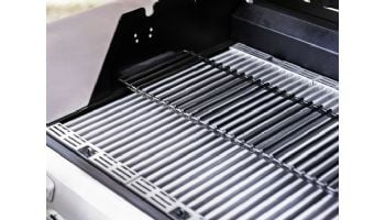 SABER Deluxe 3-Burner Stainless Steel Free Standing Propane Gas Grill | R50CC0617
