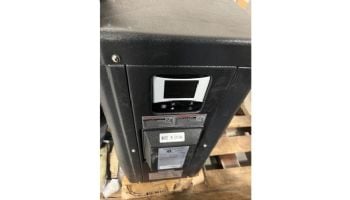 ***SCRATCH AND DENT*** Raypak Crosswind 30-I Heat and Cool Pump | 27,850 BTUH | Spiral Titanium Heat Exchanger | Digital Controls | 30-I-M 017742 | 30-I-D 017746 | 30-I-R 017738