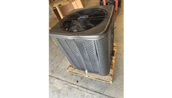 ***SCRATCH AND DENT*** Raypak Crosswind V Vertical Discharge Deluxe Heat and Cool Pump | 85,000 BTU | 6 Turn Titanium Heat Exchanger | Digital Controls | TWPH-8550EHC10 | TWPH-8550EHC11 | TWPH-8550EHC08
