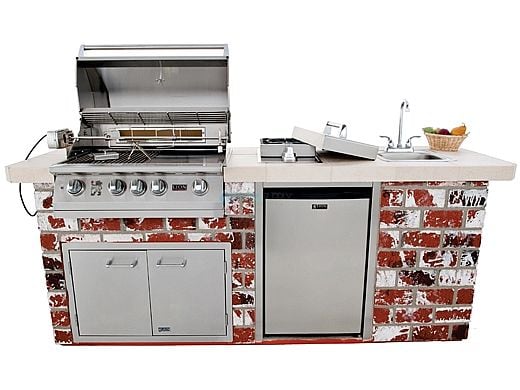 Lion Premium Grill Islands Premium Q with Stucco Propane | 90111LP