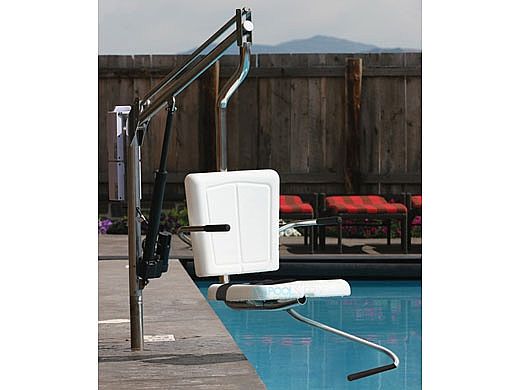 Spectrum Aquatics Freedom 2 Pool Lift With Anchor and Armrests | 130231