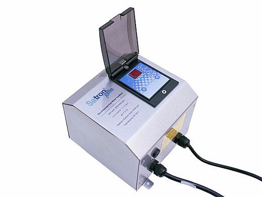 Solaxx Saltron Retro Power Supply | CLG10A-020