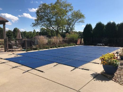 Merlin Dura-Mesh 15-Year Mesh Safety Cover | Rectangle 16' x 32' | 1' or 2' Offset 4' x 8' Left Side Step | Blue | 19M-M-BU