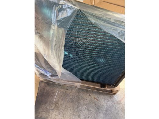 ***SCRATCH AND DENT***Madimack InverELITE Inverter Heat & Cool Pump | 84,000 BTU | 230V 1 Ph 60Hz - 15.0 ~ 6.3 COP | IEV2084 INVELITE084