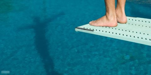 How To Inspect Your Diving Board This Pool Season